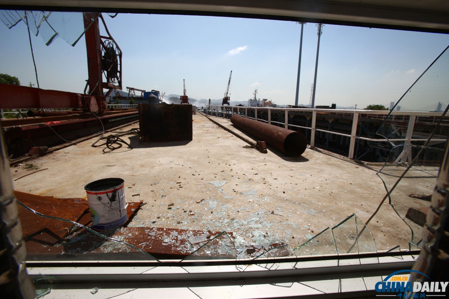 寧波鎮海一油船發生爆炸事故致7死1傷