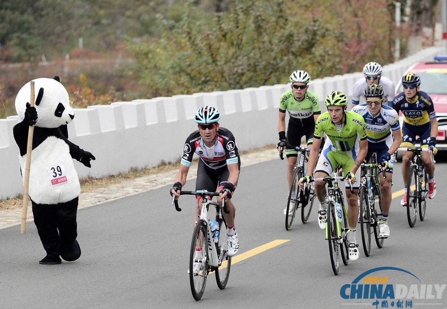 “熊貓”助力環(huán)京賽