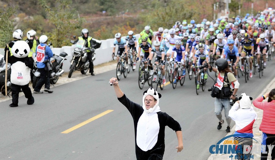 “熊貓”助力環(huán)京賽