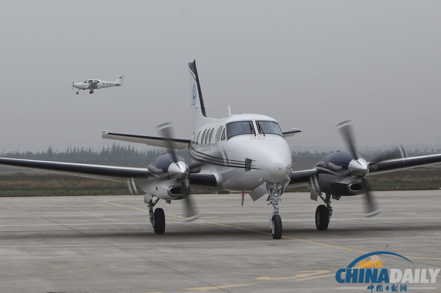 陜西渭南：國際通航大會進行試飛排練