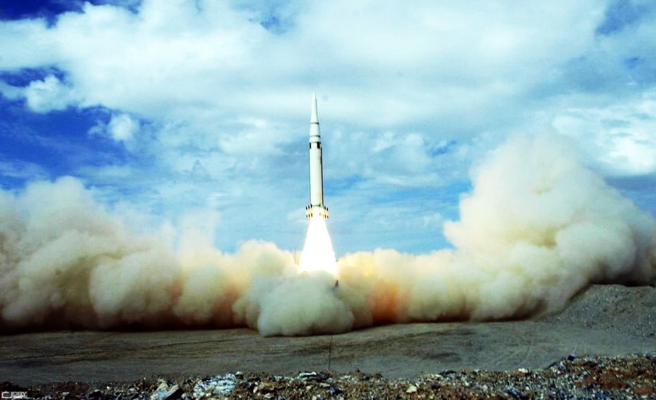 東風15C鉆地武器首次曝光 地下掩體瞬間粉碎