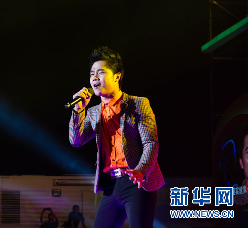 2013佛山音樂節半決賽結束 周筆暢到場獻唱