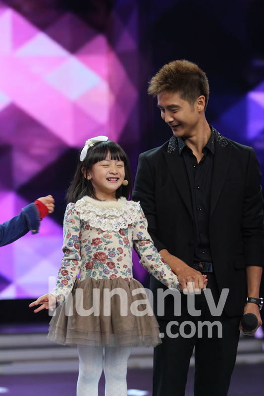 《爸爸去哪兒》萌娃鬧“大本營”