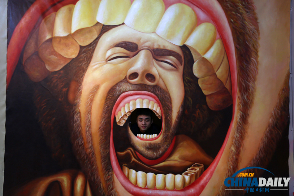 3D魔幻油畫(huà)亮相昆明