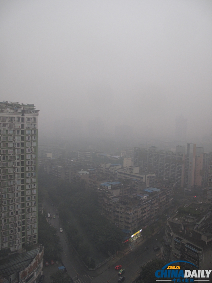 成都遭遇史上最嚴重霧霾
