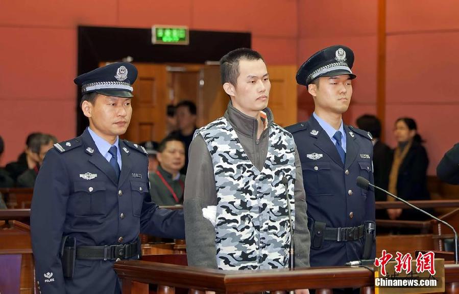 上海二中院公開開庭審理“復(fù)旦投毒案”