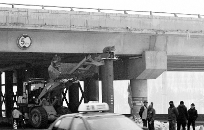 地下采煤致高速公路沉陷 龍煤集團稱還要繼續挖