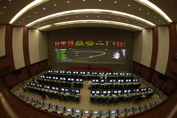 嫦娥三號(hào)成功實(shí)施近月制動(dòng)順利進(jìn)入環(huán)月軌道