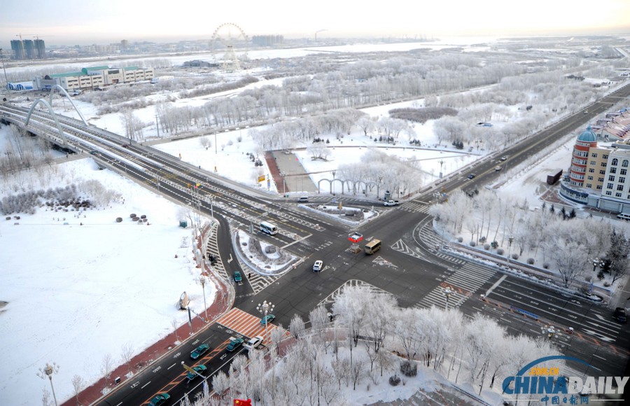 黑龍江黑河現綿延數公里霧凇美景