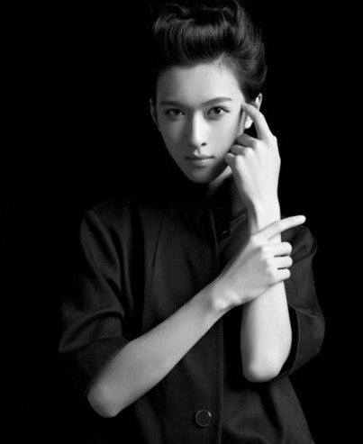 丹東男孩因美貌走紅韓國(guó)　盤點(diǎn)嬌媚的花樣美男