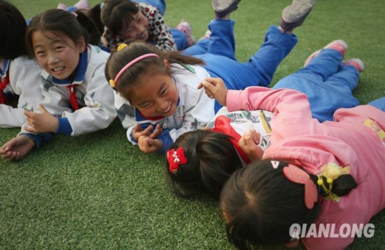 趙寧：大學(xué)生村官的老師夢(mèng)