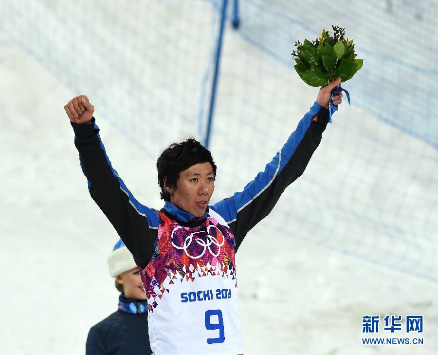 冬奧會(huì)：空中技巧賈宗洋摘銅 男子冰壺進(jìn)入四強(qiáng)