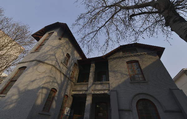 濰縣集中營(yíng)的那些日子