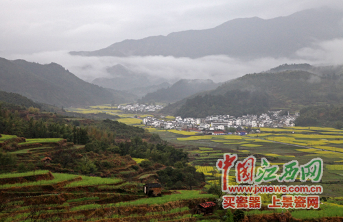 全國網(wǎng)媒記者邂逅婺源篁嶺 云山“婺”海令人醉