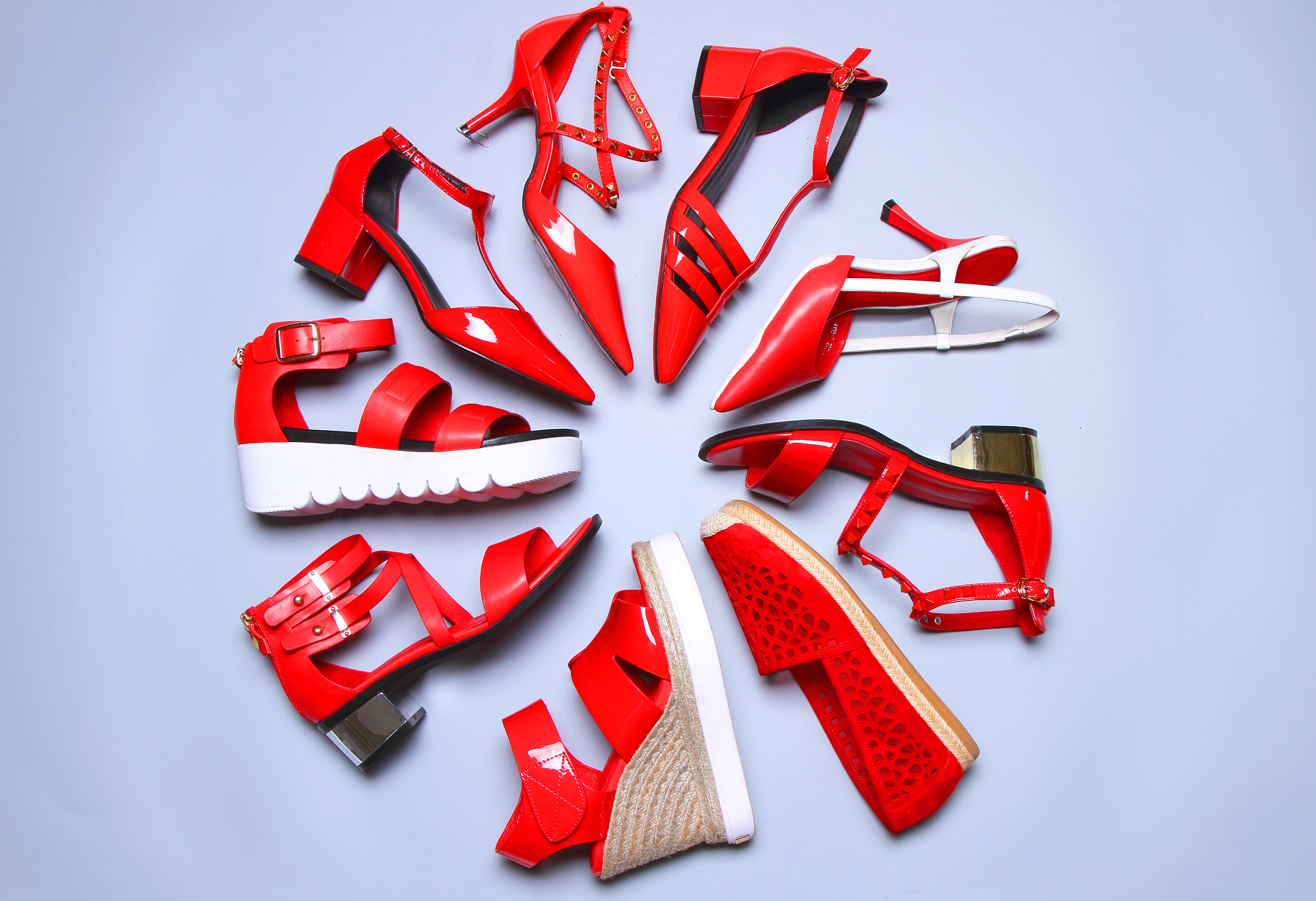 KOMANIC柯瑪妮克, 同步全球時尚