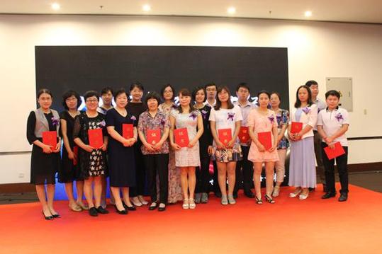 執(zhí)業(yè)藥師缺口100萬 藥企培養(yǎng)店員執(zhí)業(yè)藥師靠譜嗎?