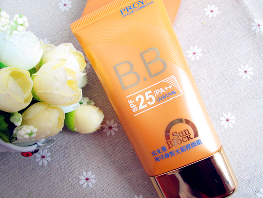 又是一年防曬季，珀萊雅防曬家族再受熱捧，再現深海魅力