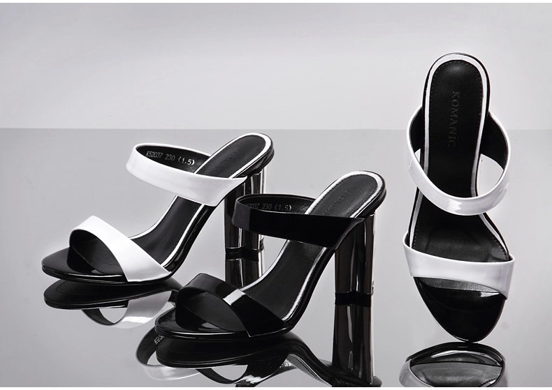 KOMANIC柯瑪妮克, 同步全球時尚