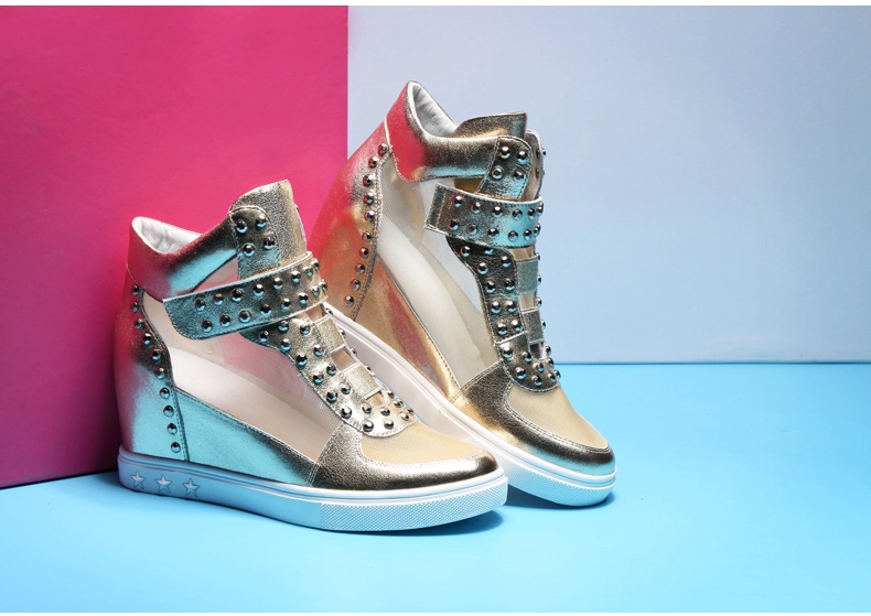 KOMANIC柯瑪妮克, 同步全球時尚