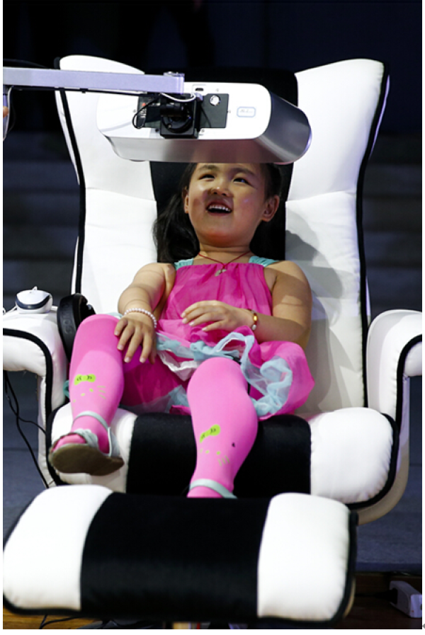 將3D影院搬回家！立體世界發布3DWORLD “非接觸頭部影院”