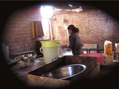 生產簡陋衛生差 “黑作坊”豆腐流入王府井