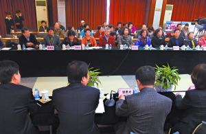 北京25位居民代表“問政”社區建設