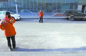 停車費上調 商街景點停車數量銳減 管理員發愁