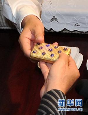 網爆故宮送錦旗出現錯別字 網友謔稱丟物又丟人