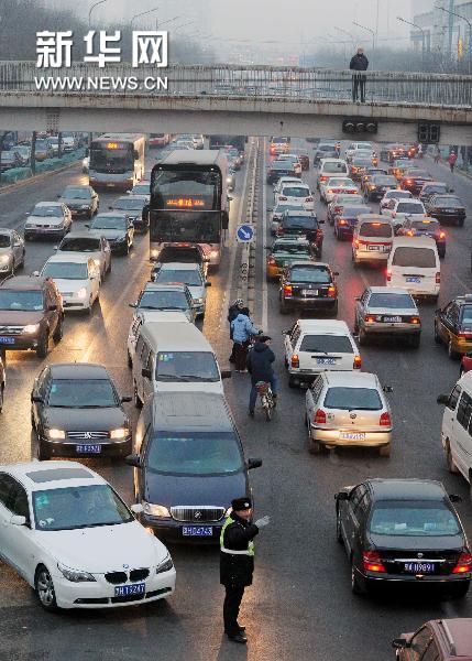 逾七成受訪者認(rèn)為北京交通擁堵未緩解