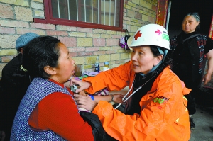 北京“流動醫院”進震區