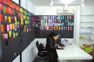 “筷子查毒”由愚人節玩笑變現實