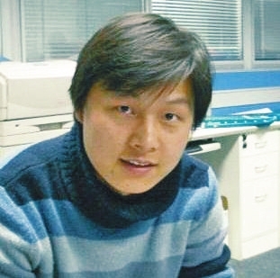 北京小伙感知鄭州 定居8年創作近百首歌