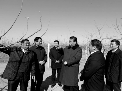 習近平偕彭麗媛重回當年延安插隊村莊