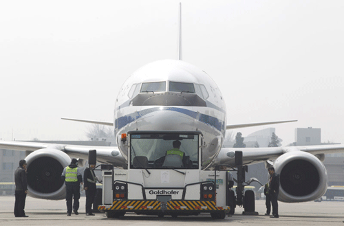 首都機場開辟綠色通道保障震后救援運輸