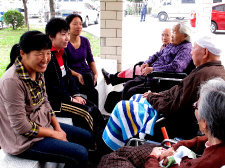 又逢重陽 書香敬老（圖）
