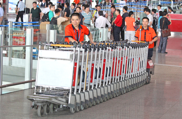 首都機場:小推車再次推出“世界第一”