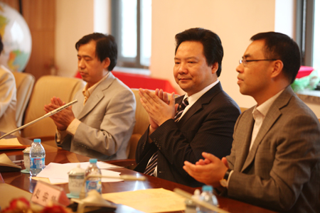 北京外國語大學《中國日報》特色課程專家聘任儀式在北京外國語大學成功舉行