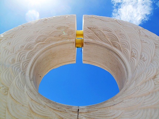 瀾滄江源頭天津廣場(組圖)