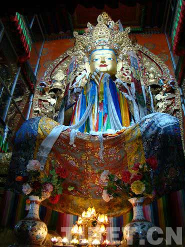 強(qiáng)巴林寺：康區(qū)最大的格魯派寺廟