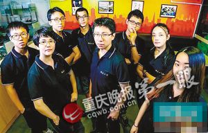 重慶小面變高大上 9人籌160萬元在甲級(jí)寫字樓開小面館