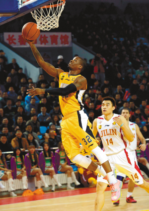 重慶三雄極光隊(duì)驚艷CBA 僅差1分失去絕殺東北虎機(jī)會(huì)