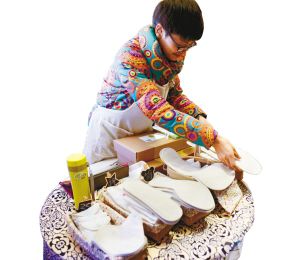 重慶首屆農(nóng)夫市集: 手洗衛(wèi)生巾玫瑰花唇膏你見過嗎