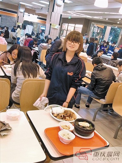 重慶理工大學女生身高不足1米5 成績年年第一賺3萬學費