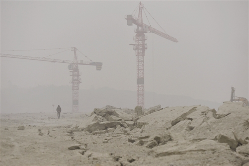 主城連續遭遇重污染天氣 交通及揚塵污染是主因