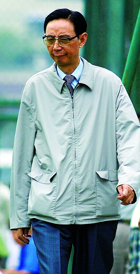 三部賀歲大片都比不上一部洋河疑云