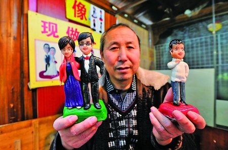 重慶洪崖洞有個“泥人時”沒學過美術卻捏誰像誰
