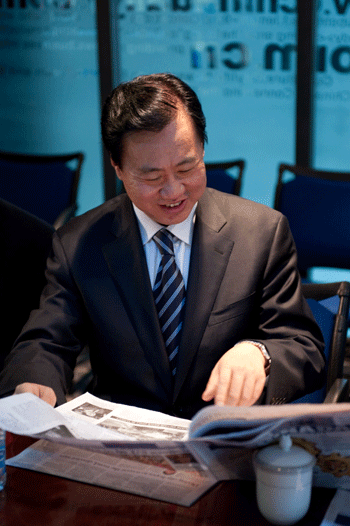 夏書記看《中國日報》