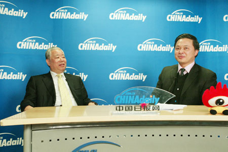 全國政協委員顏延齡接受采訪