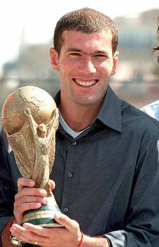 齊達內獻禮世博會 中國明星隊將PK歐洲明星隊