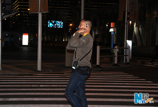 世博會巡游彩車進行最后一次帶妝彩排